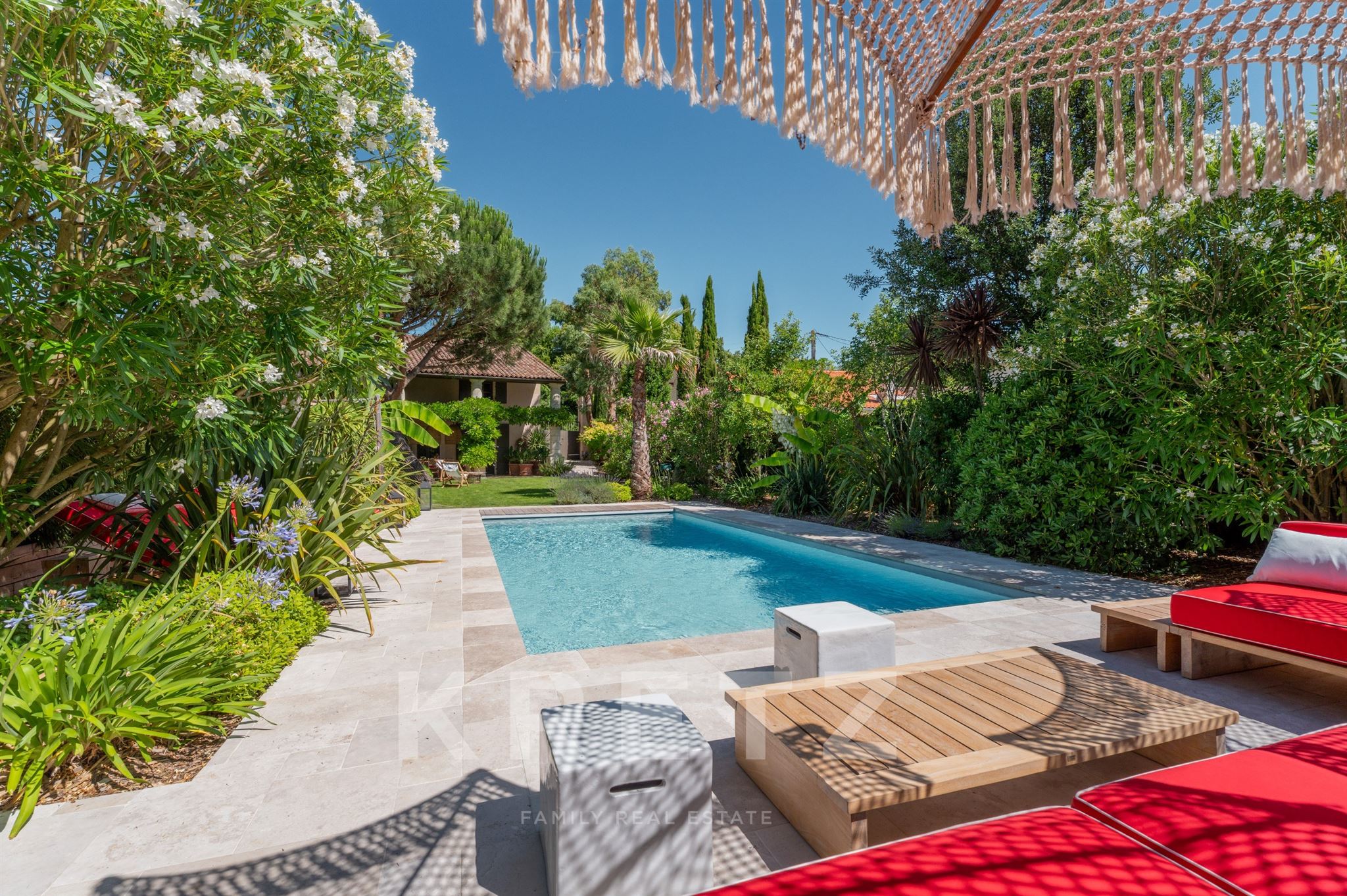 Eysines, Demeure de caractère 305m², inspirée par l'art de vivre méditerranéen
