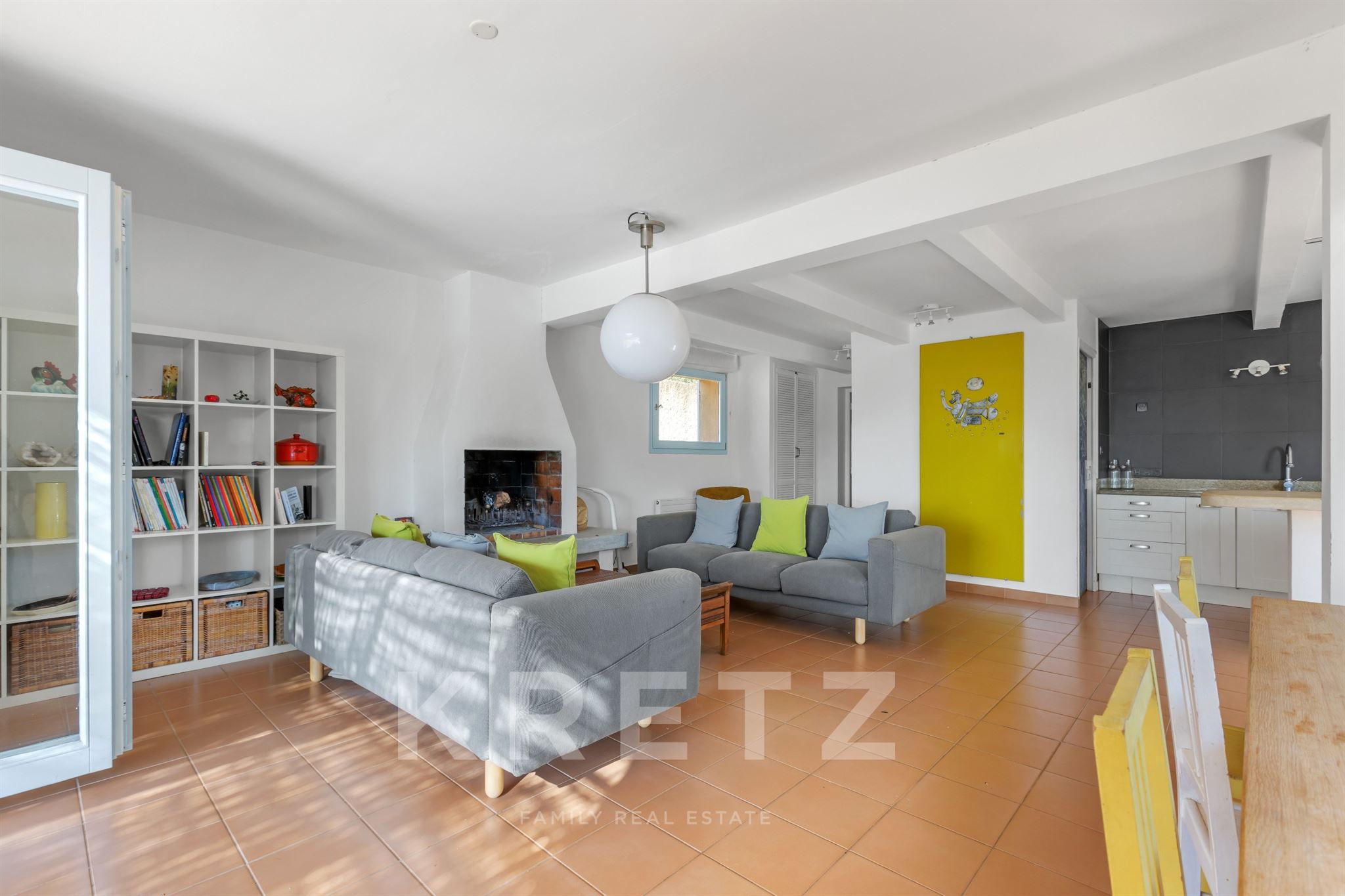 PROPRIETE FRONT DE MER