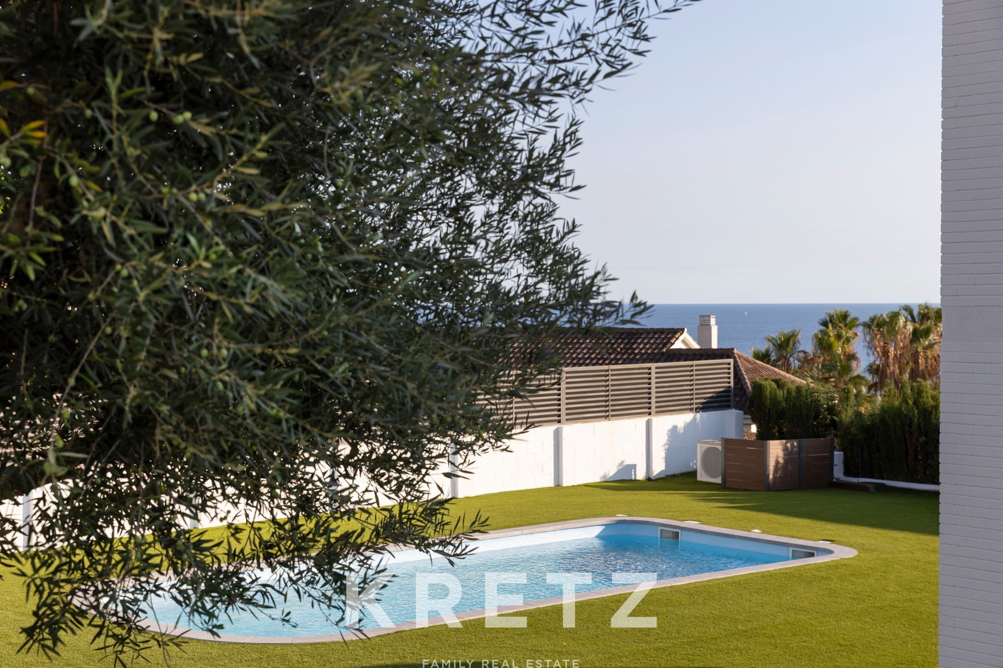 Exclusive newly renovated Mediterranean-View Villa in Can Teixidó, Alella