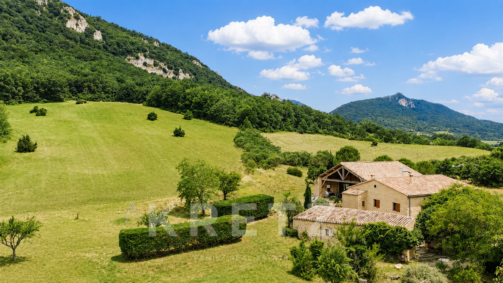 Propriété de charme en Occitanie : un écrin de nature de 5 hectares aux prestations haut de gamme