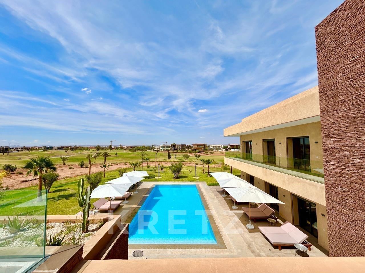 Villa de prestige en front de golf