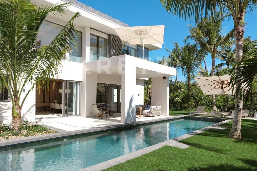 Prestigious Villa in Pointe de Flacq – Between Lagoon and Golf
