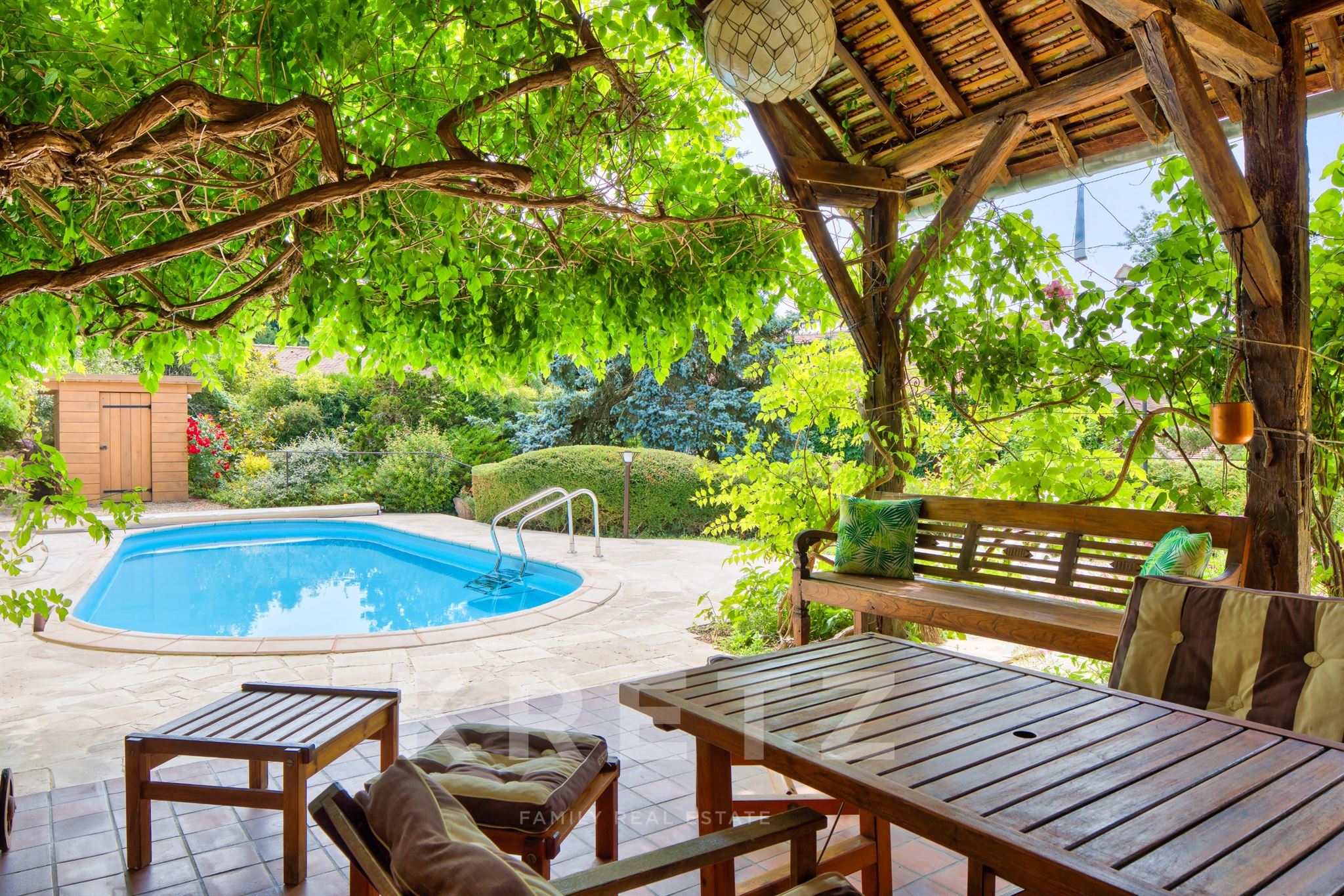 Charming longère with woodland, swimming pool and outbuildings