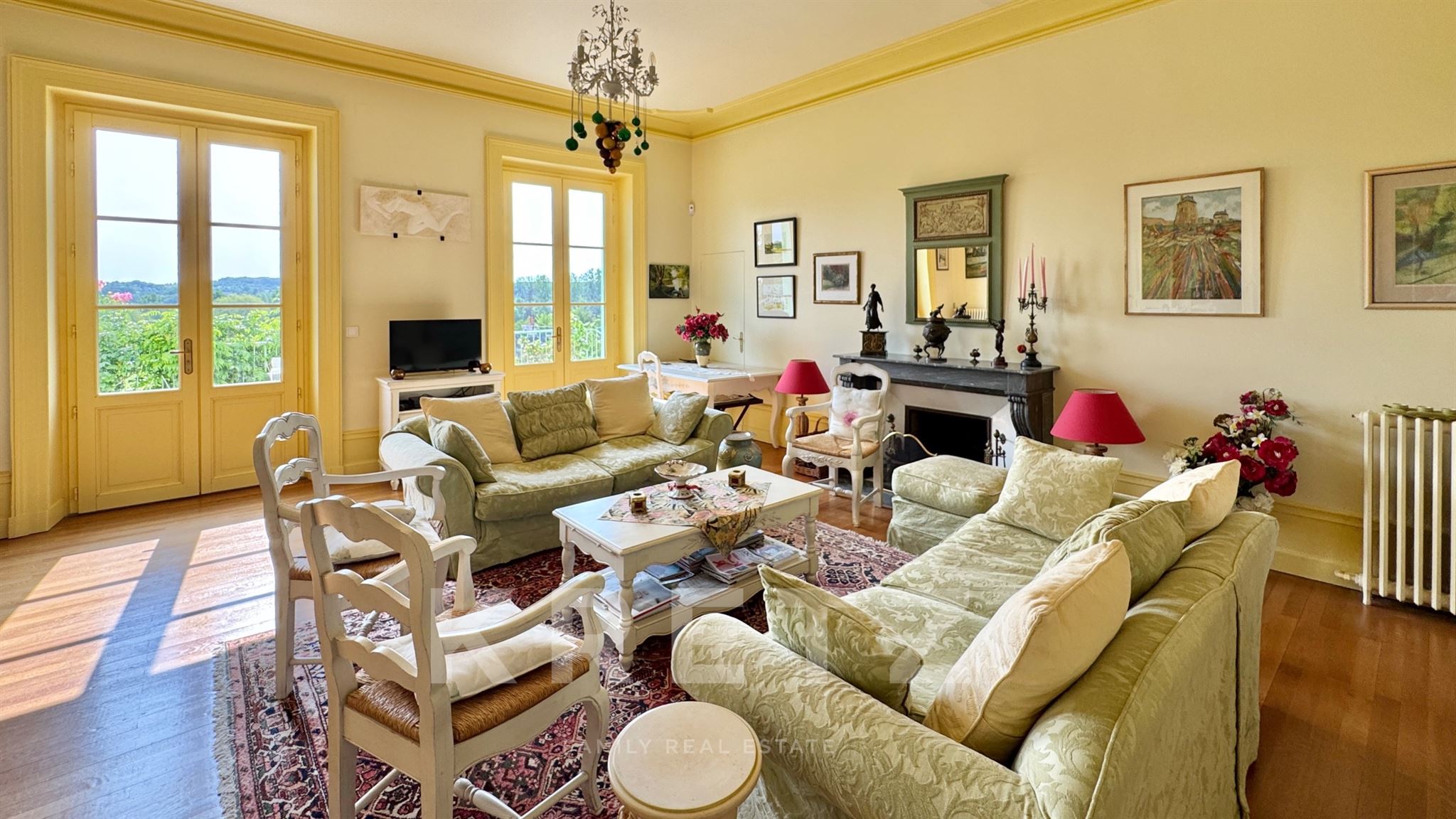 Exceptional residence in the heart of the medieval town of Loches