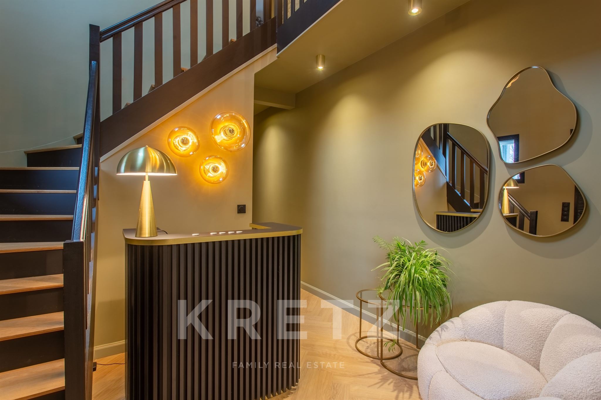 Prestigious Property South of Amiens: Ideal for Commercial Activity or Family Estate
