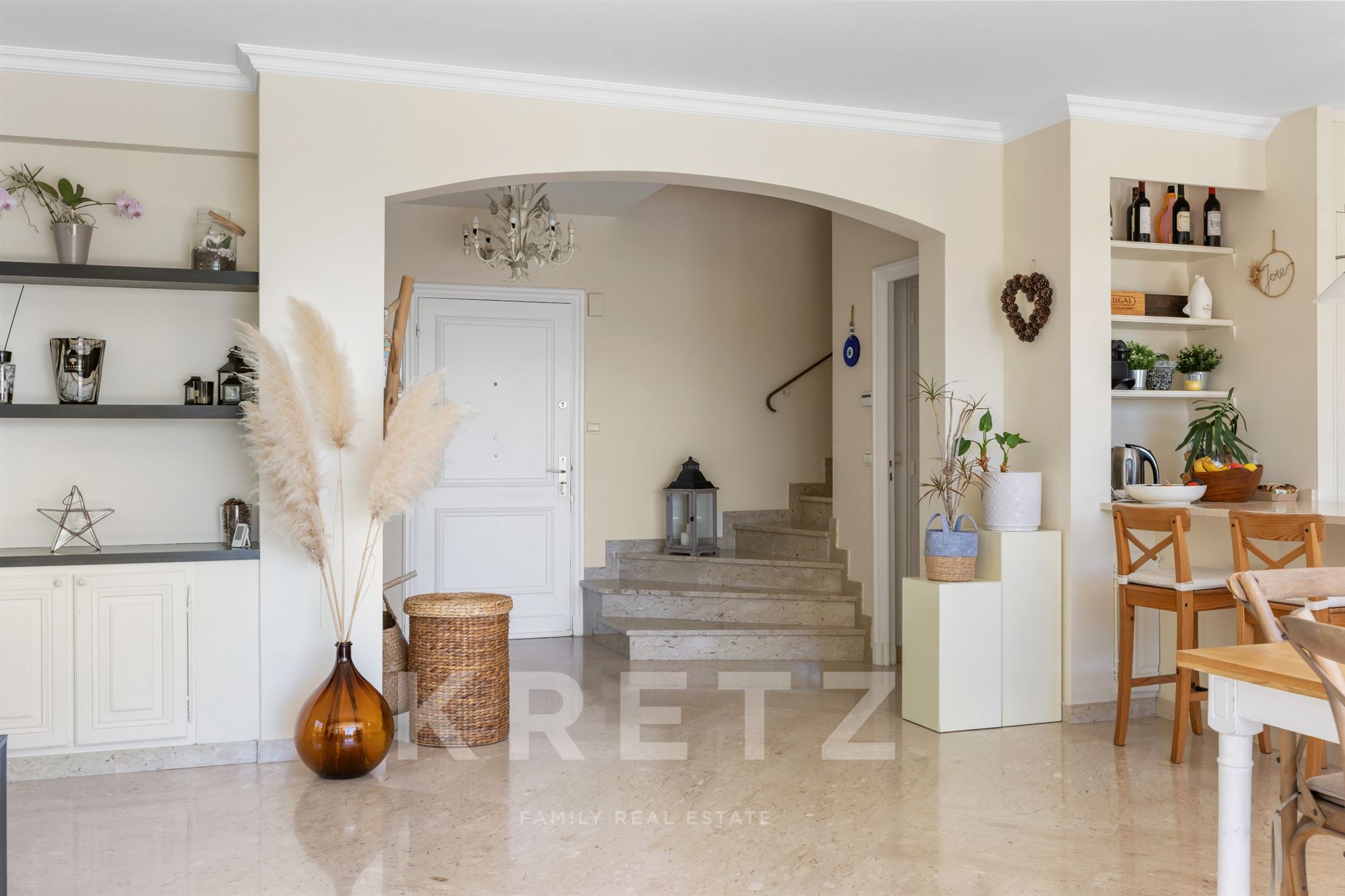 SECURE PRIVATE ESTATE – COUNTRY CLUB WITH SWIMMING POOL, TENNIS & PADEL IN VILLENEUVE-LOUBET