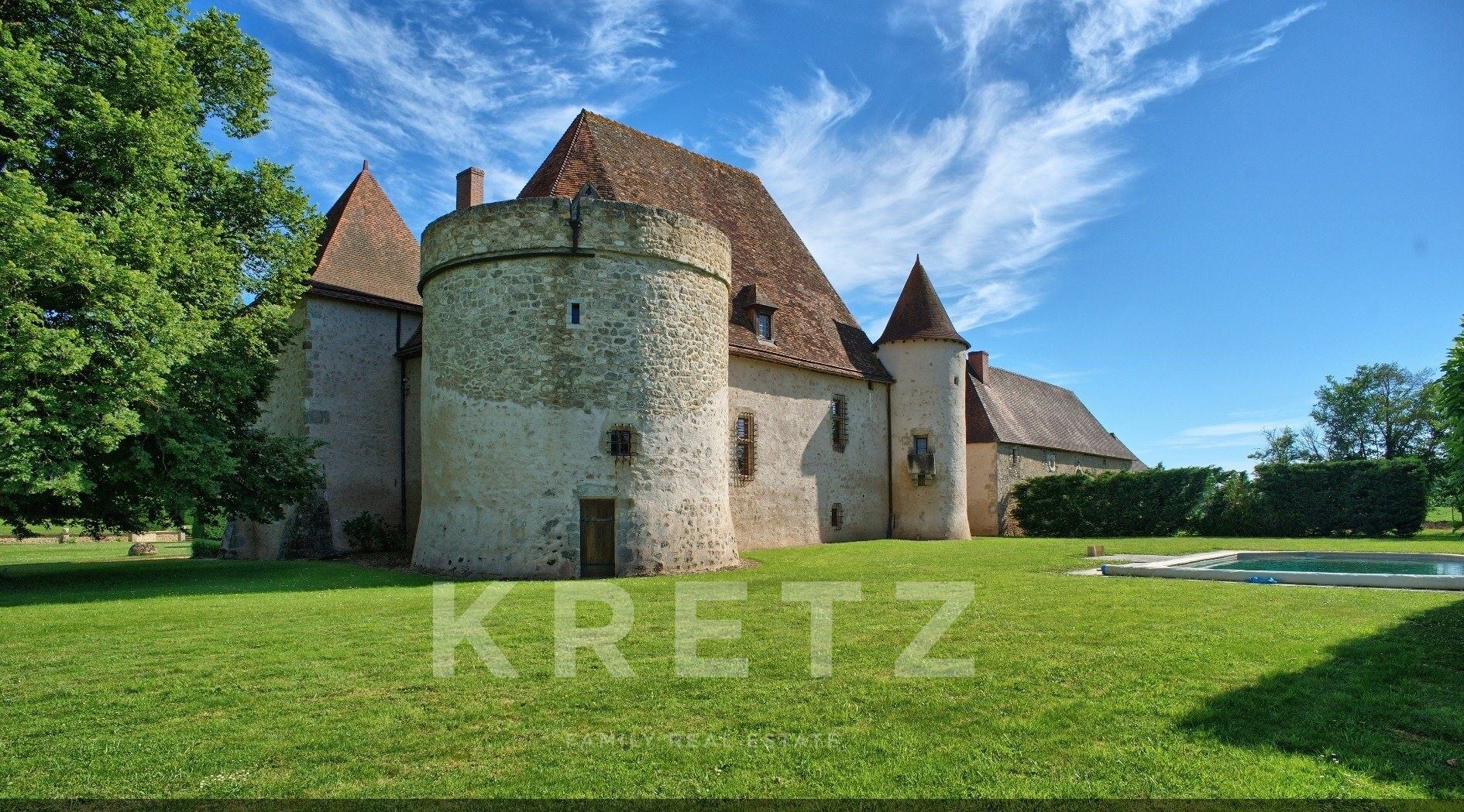 16th century chateau with swimming pool and dependances