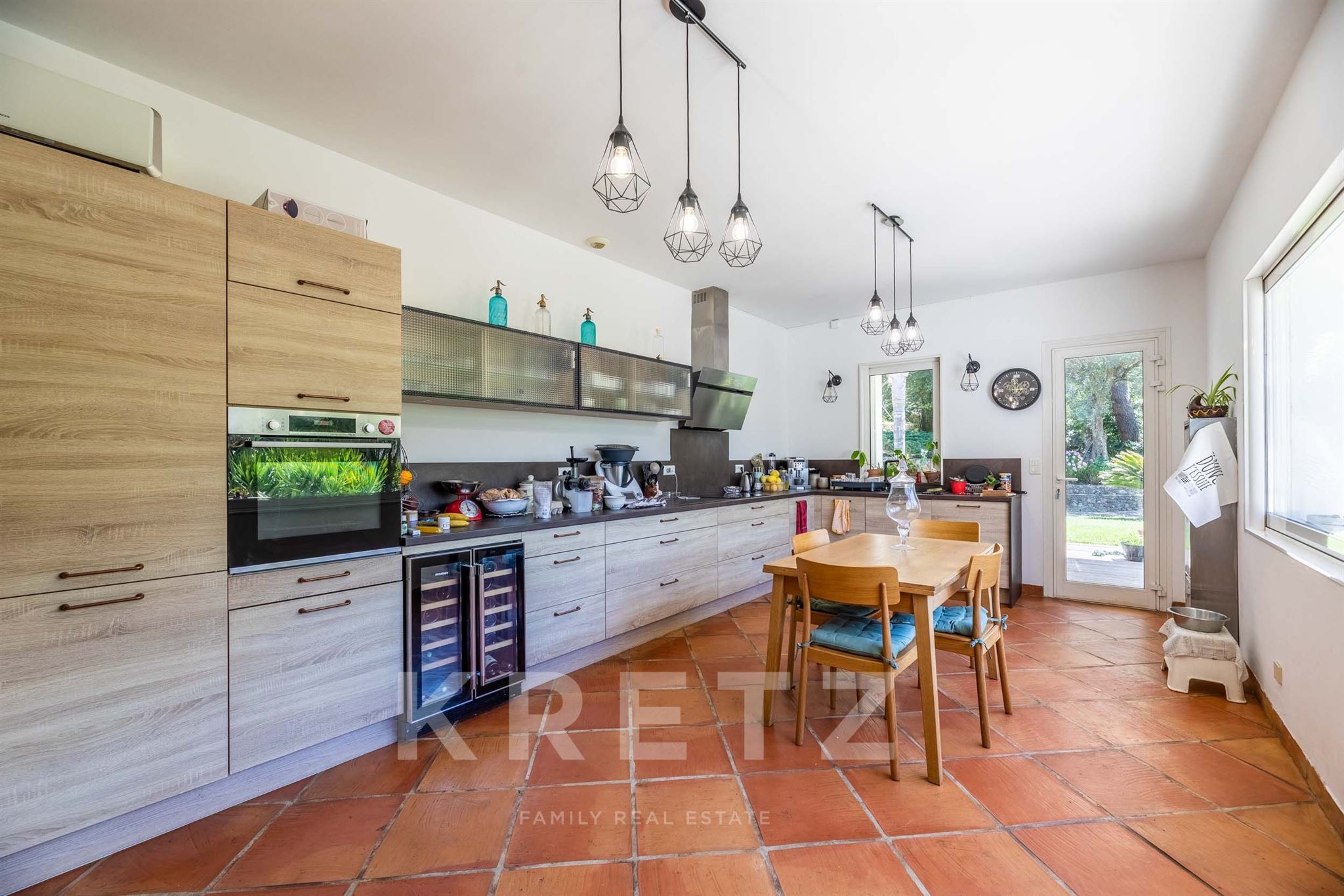 Luri - Cap Corse - Villa of 235m2 situated in a 5000m2 park with swimming pool