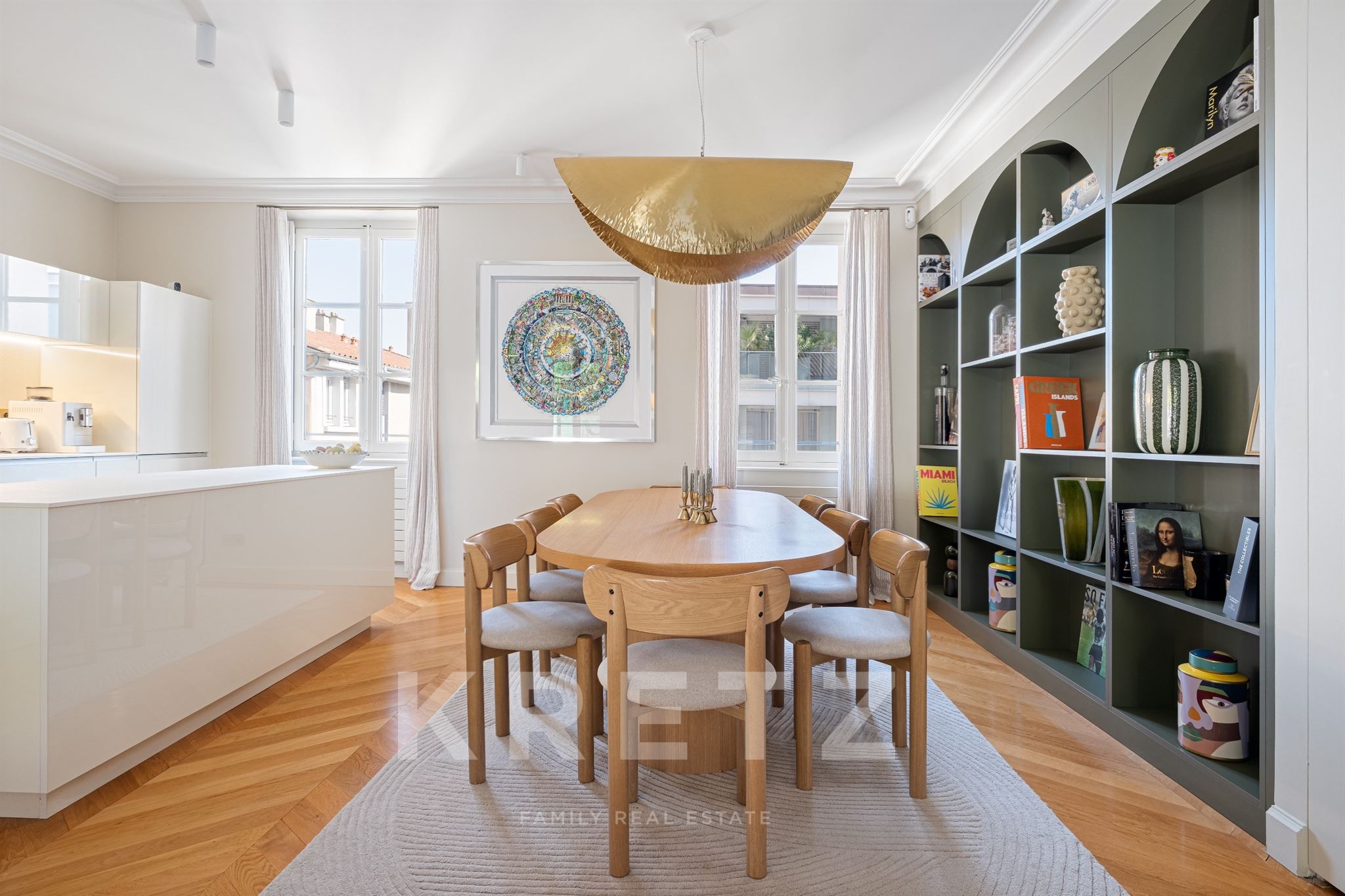 LYON 2nd – BELLECOUR | FAMILY DUPLEX WITH A 50 M² TERRACE AND DOUBLE GARAGE