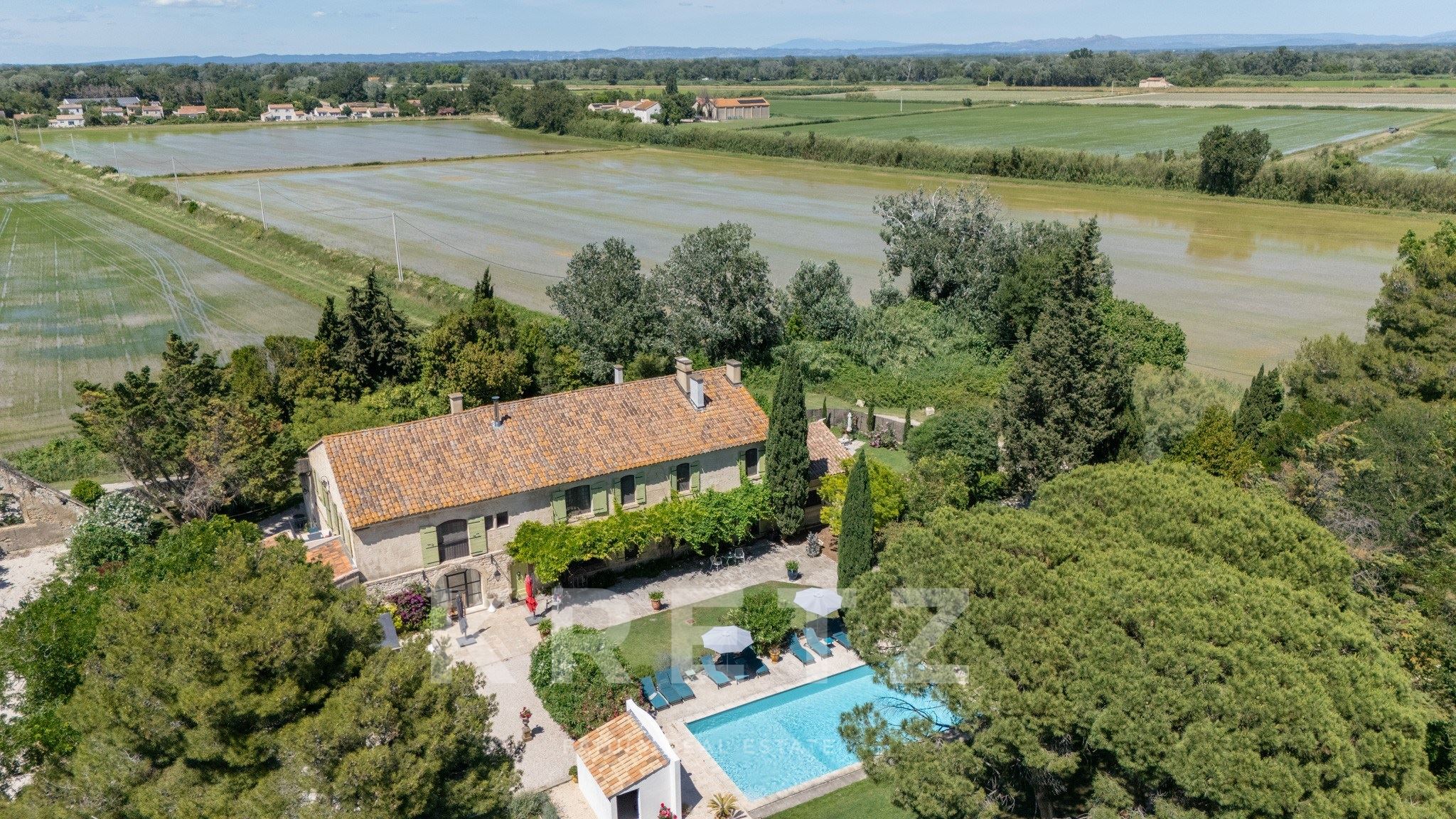 Arles – Exceptional Country Estate in the Heart of the Camargue with Established Guest House and Bed