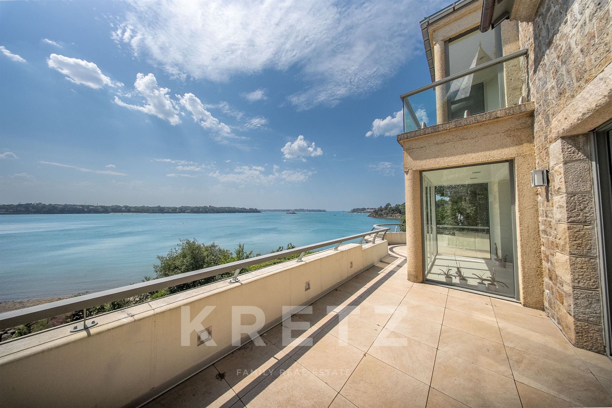 Élégante villa de caractère des années 1930 face à la mer à Saint-Malo