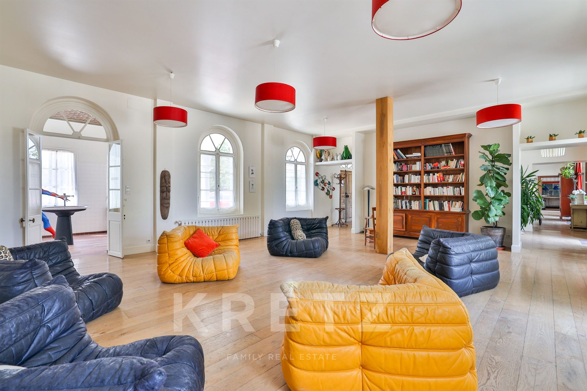 Château XIXᵉ – 1 800 m² avec dépendances, 1,3 ha constructibles