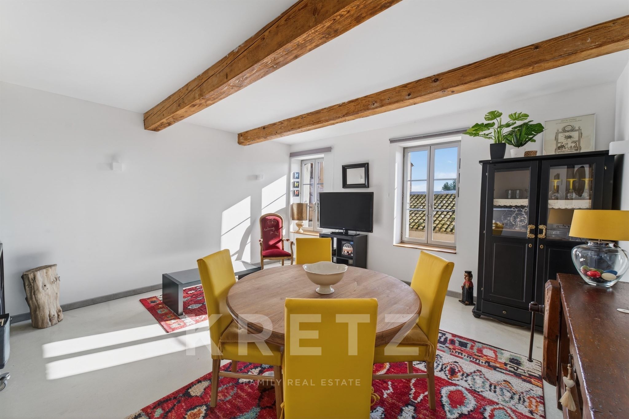 BAGES - Renovated character house facing the lake