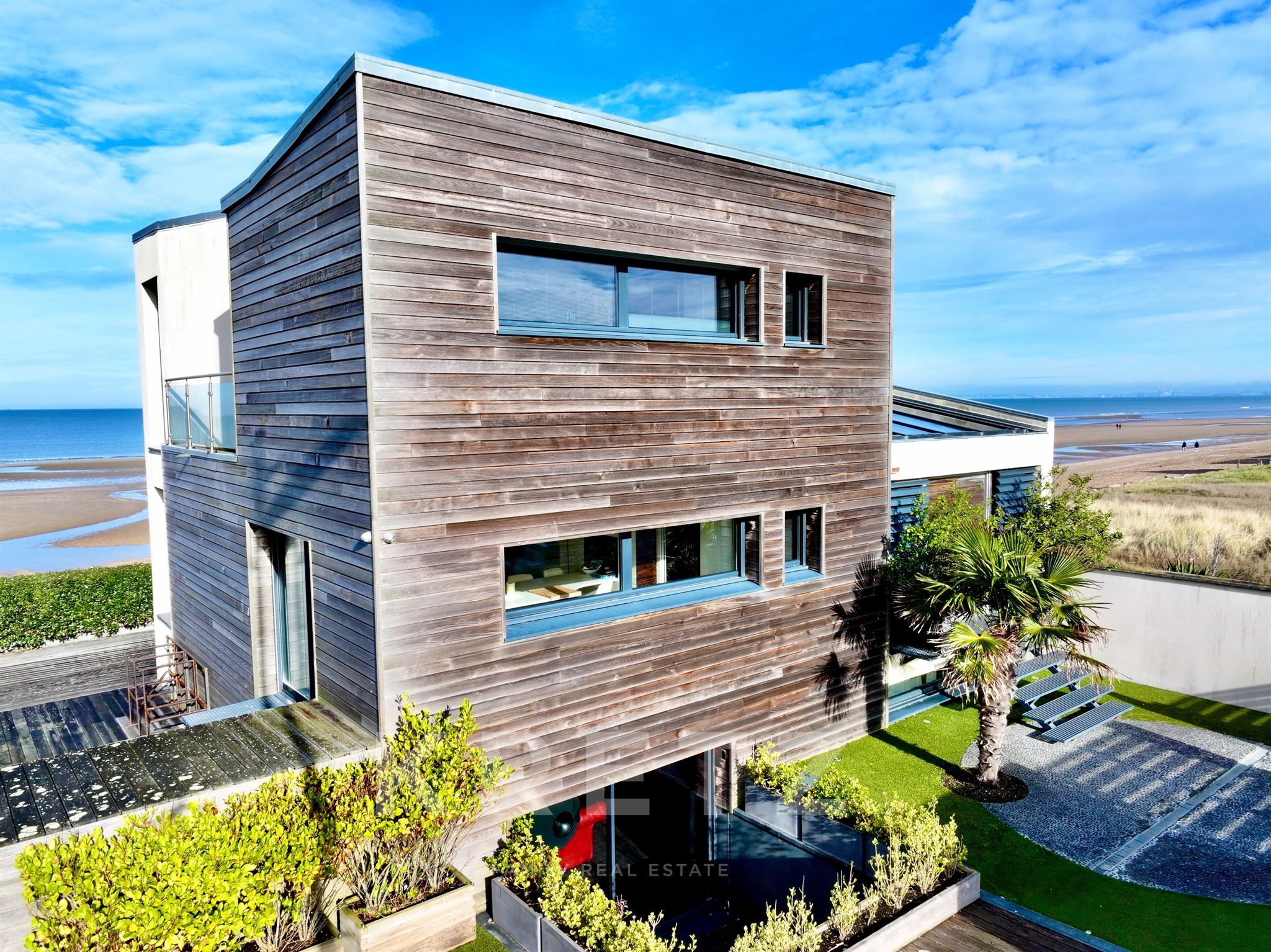 Beachfront Architect Villa with Panoramic Sea Views Garden Parking