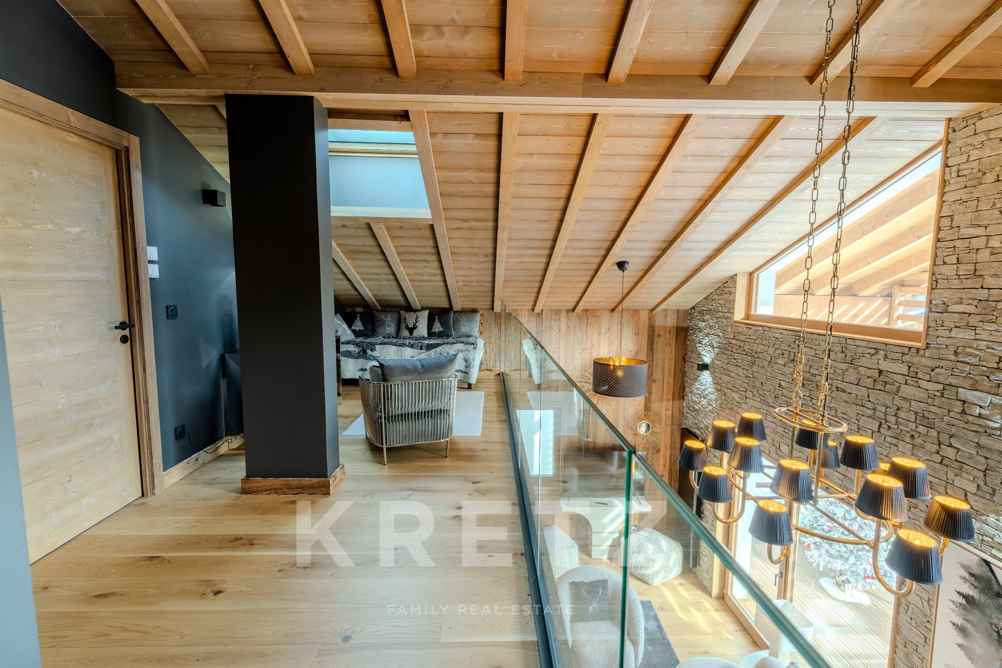 High-end duplex in Megève with Mont Blanc views