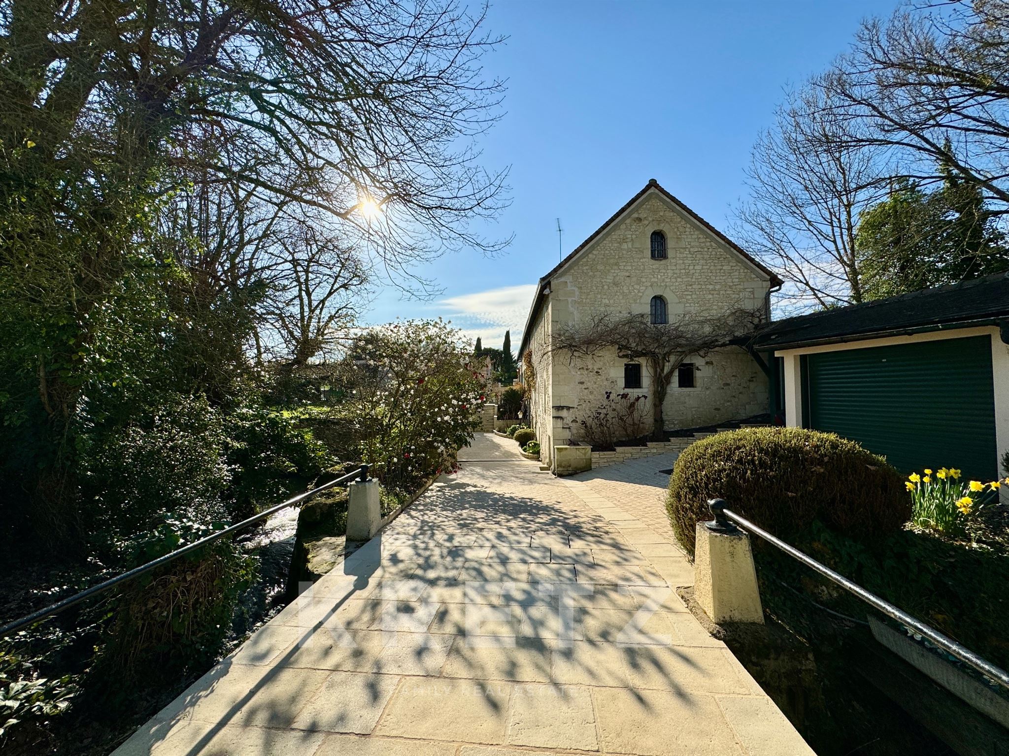 A stunning mill just 5 minutes from Châtellerault