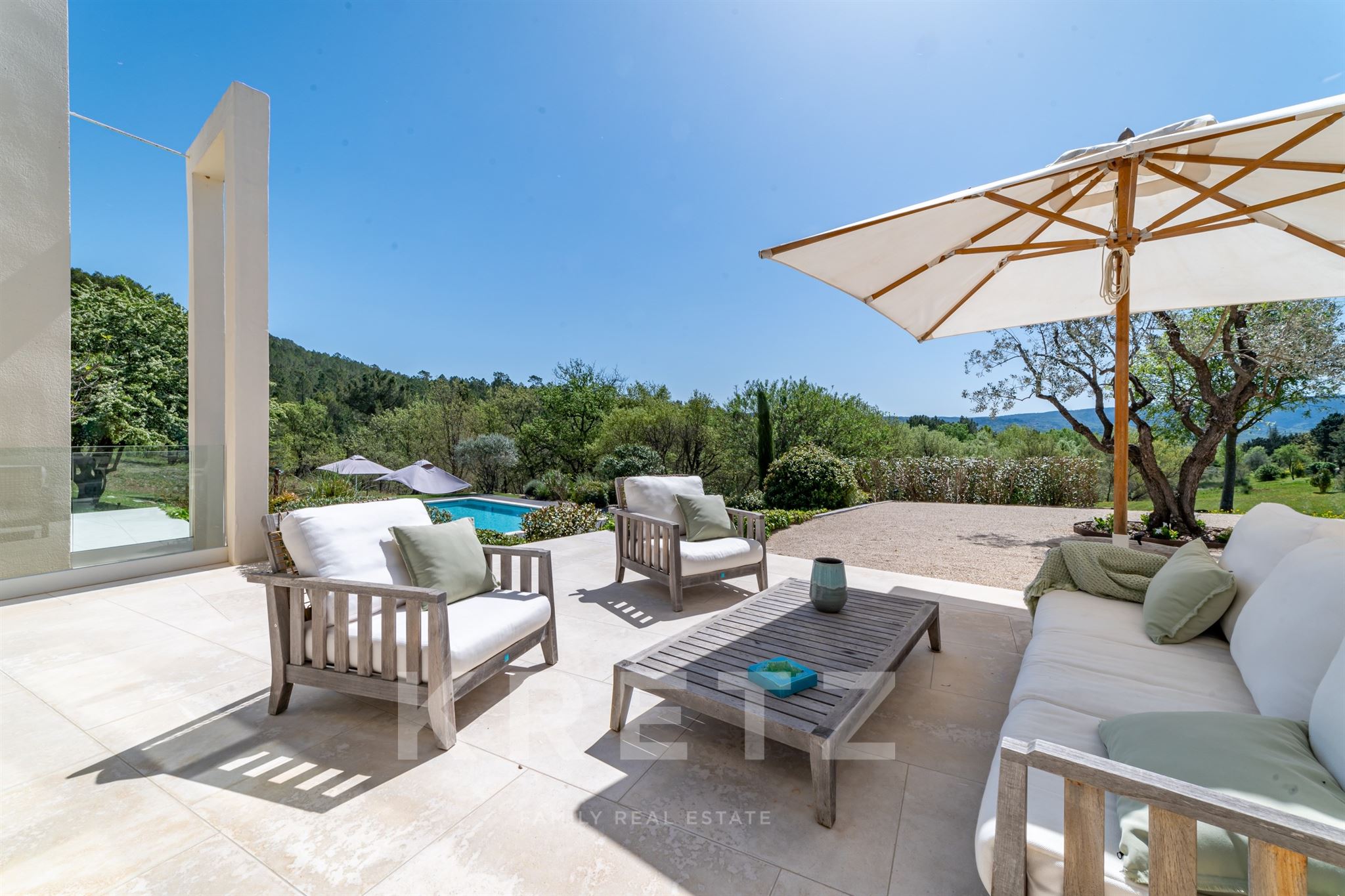Maison d'architecte de 225m2 - Roussillon (Luberon)