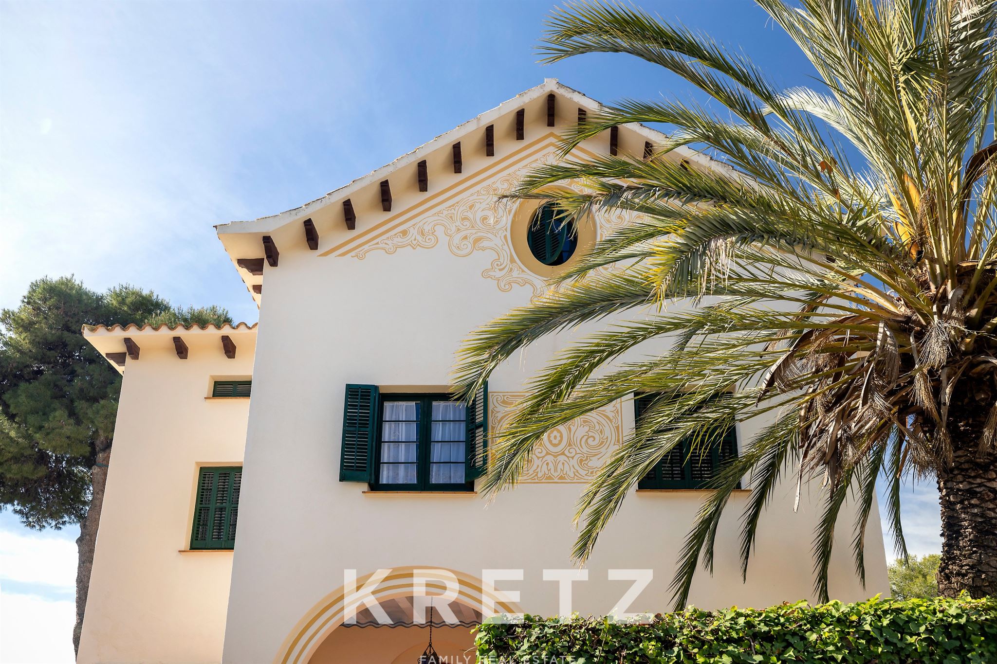 Historical Elegance on Avinguda Sofia: An Enric Sagnier Signature