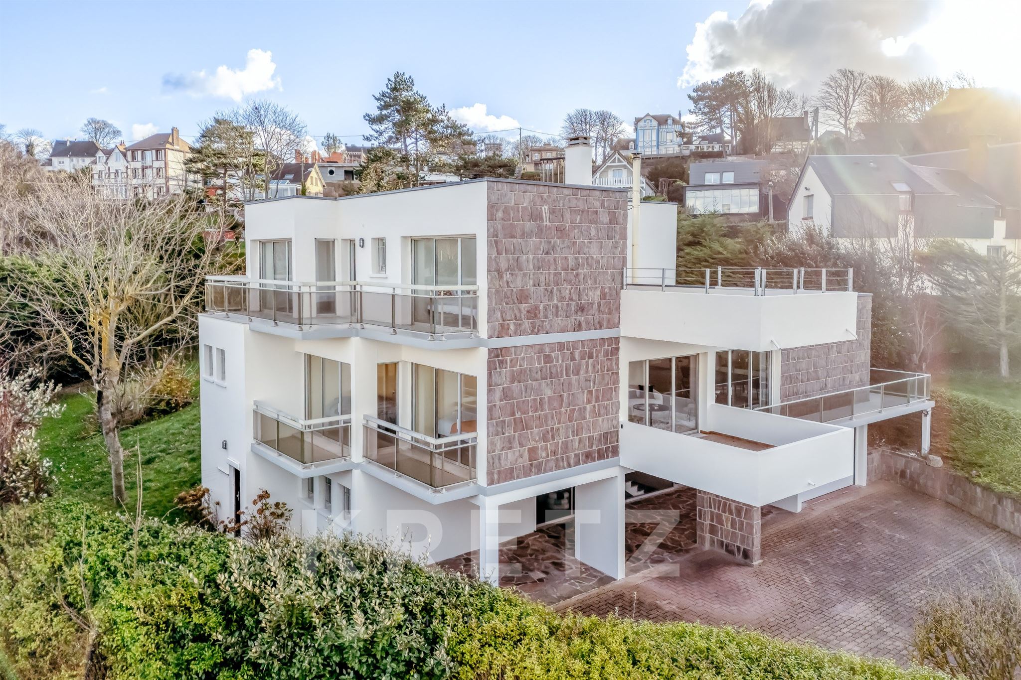 Dieppe architect-designed renovated villa