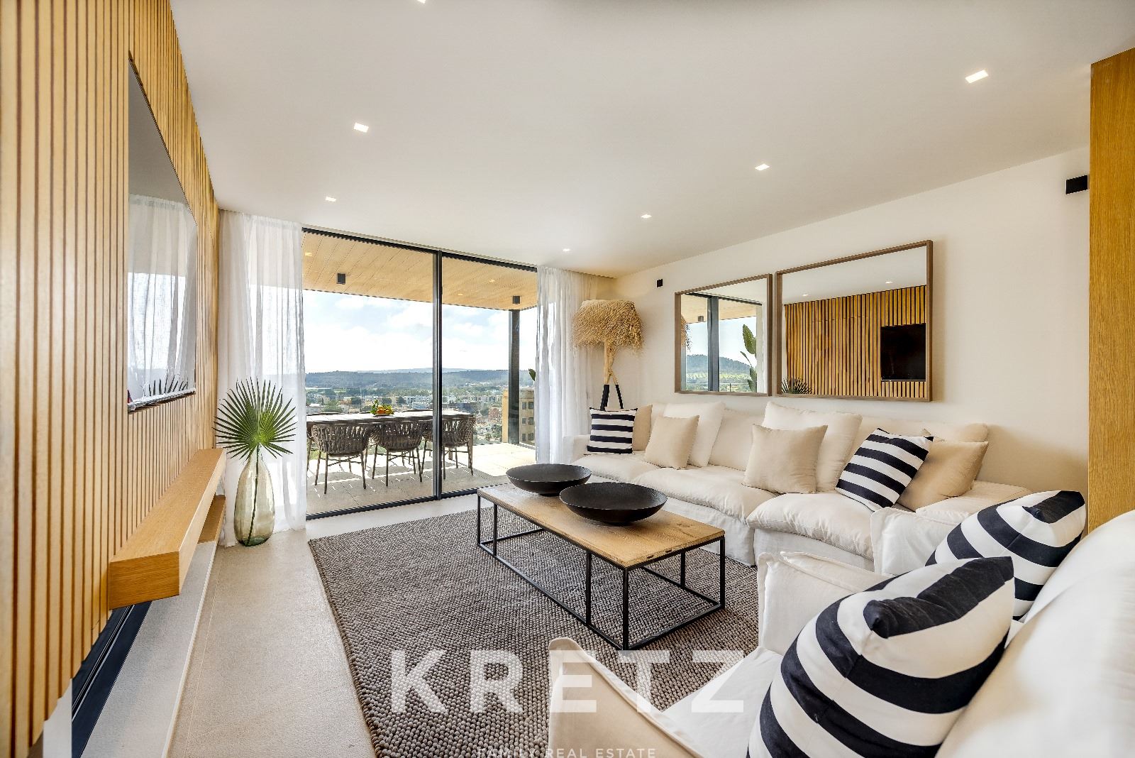 Luxuosa Nova Cobertura em Santa Ponsa – Vistas Desobstruídas, Tecnologia de Ponta e Eficiência Energ