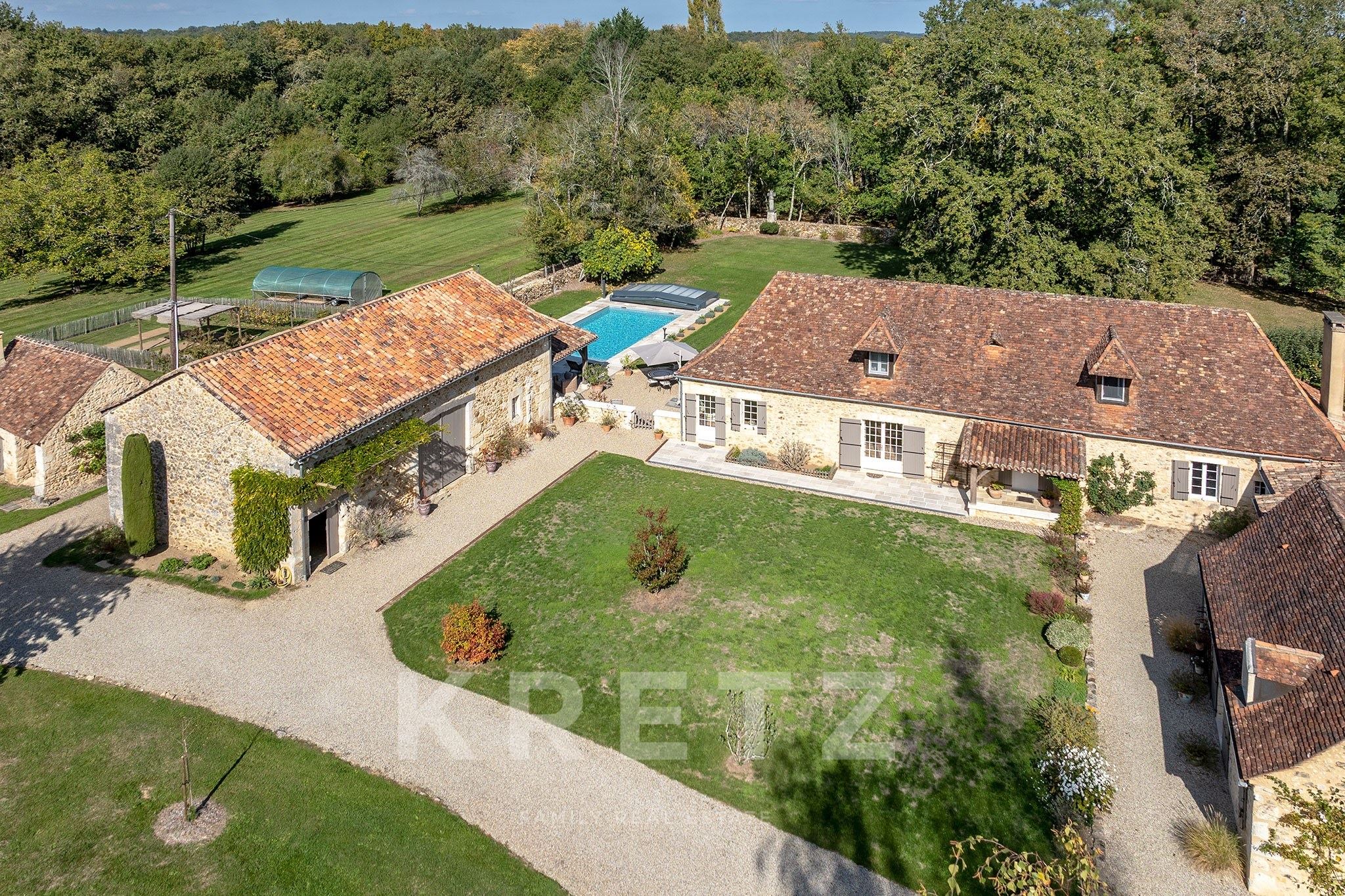 Charming 350m² property in the heart of the countryside