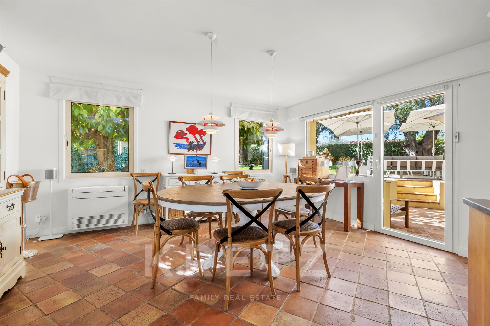 NICE GAIRAUT – FAMILY VILLA WITH SWIMMING POOL AND WELLNESS AREA