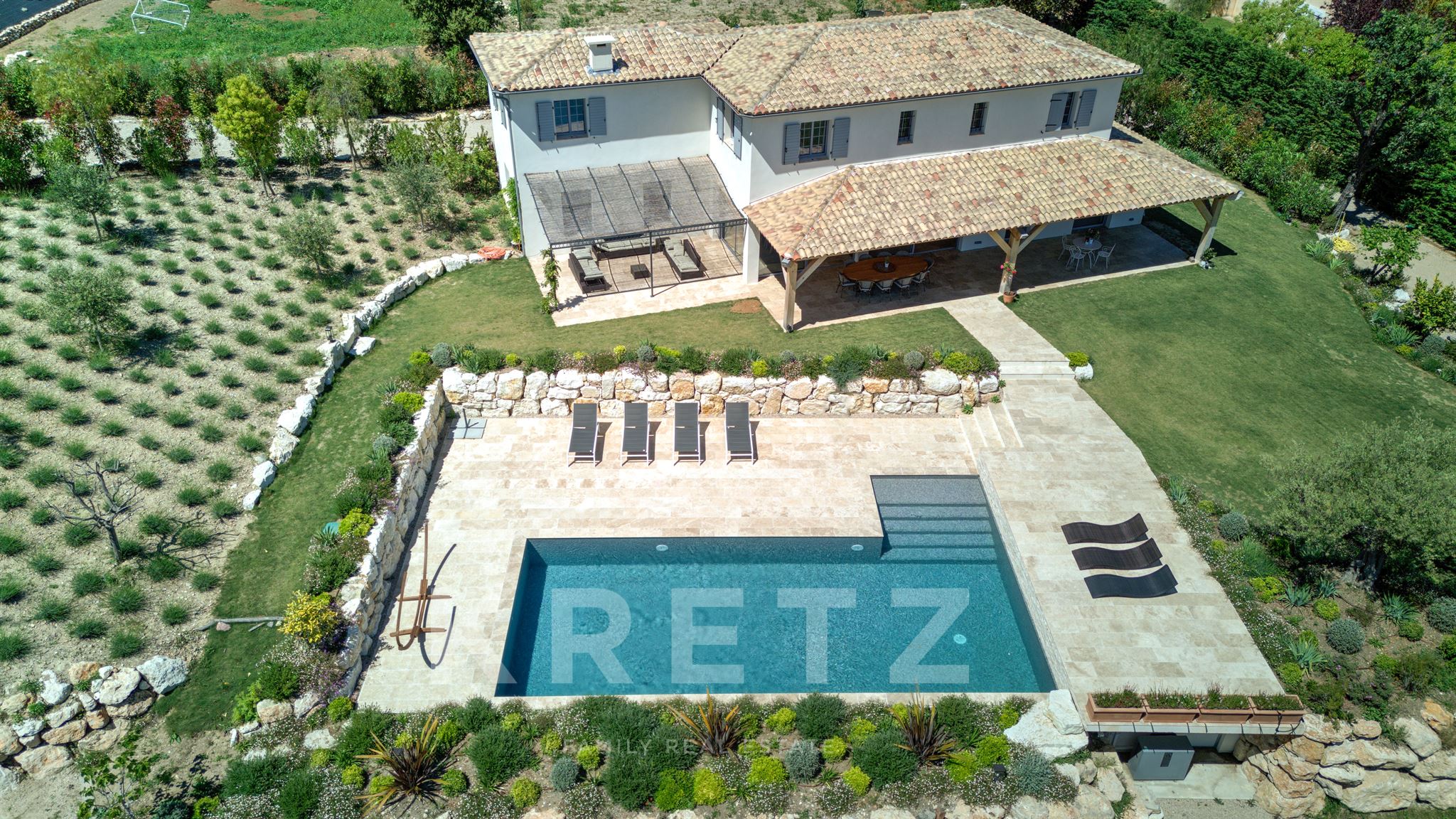 Provençal property- Private estate- Roquefort-les-pins