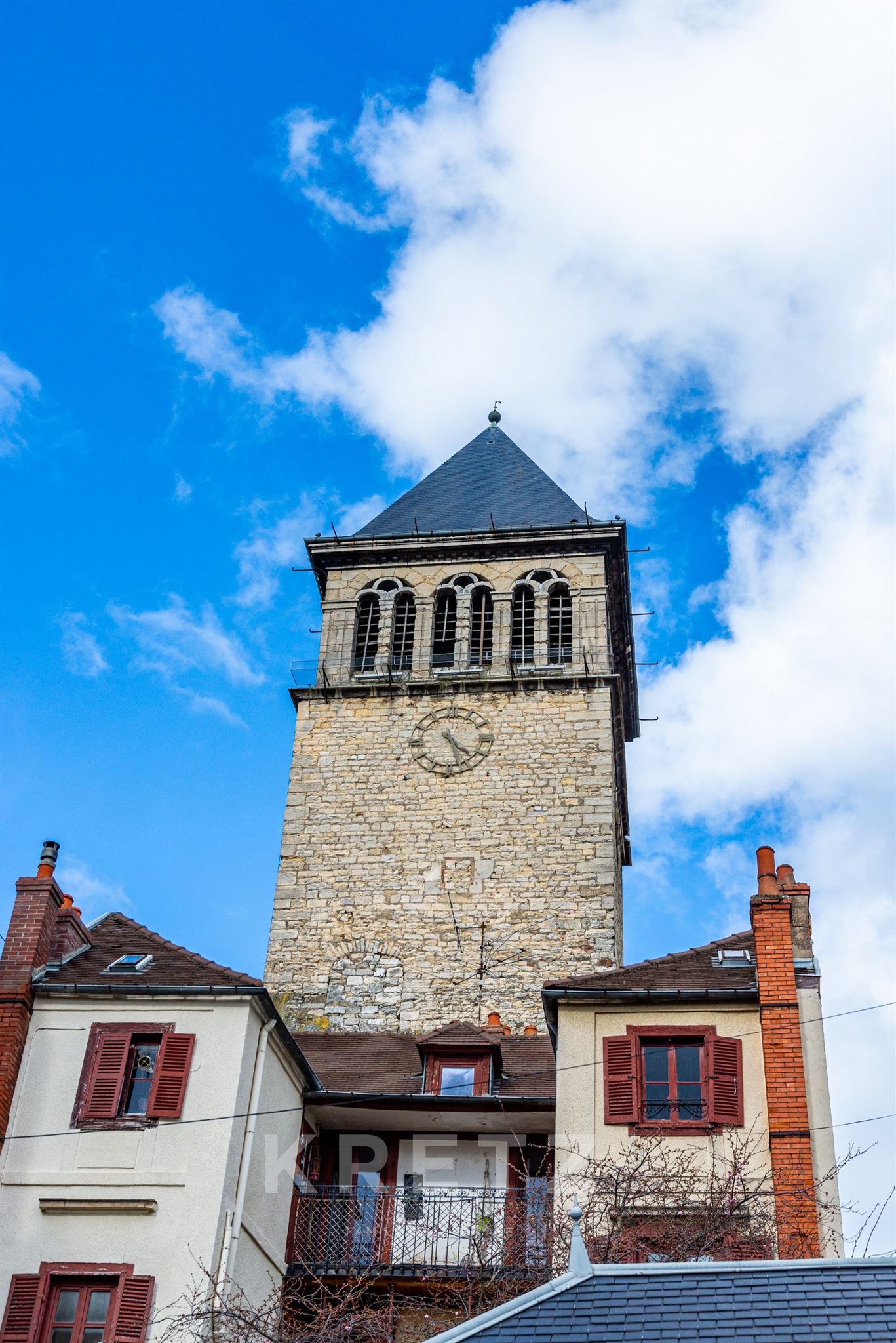 Character Apartment in a 17th-century private mansion - Dijon