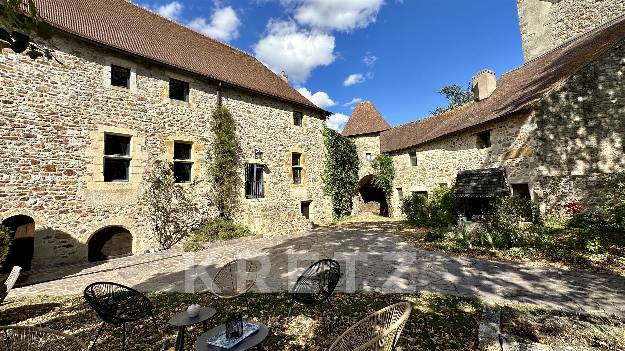 Castle listed as historical monuments