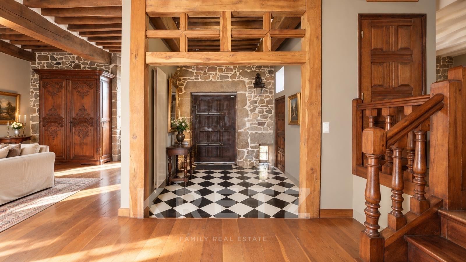 Renovated 14th-Century Manor House with Swimming Pool and Outbuildings – Trégueux, Brittany, France