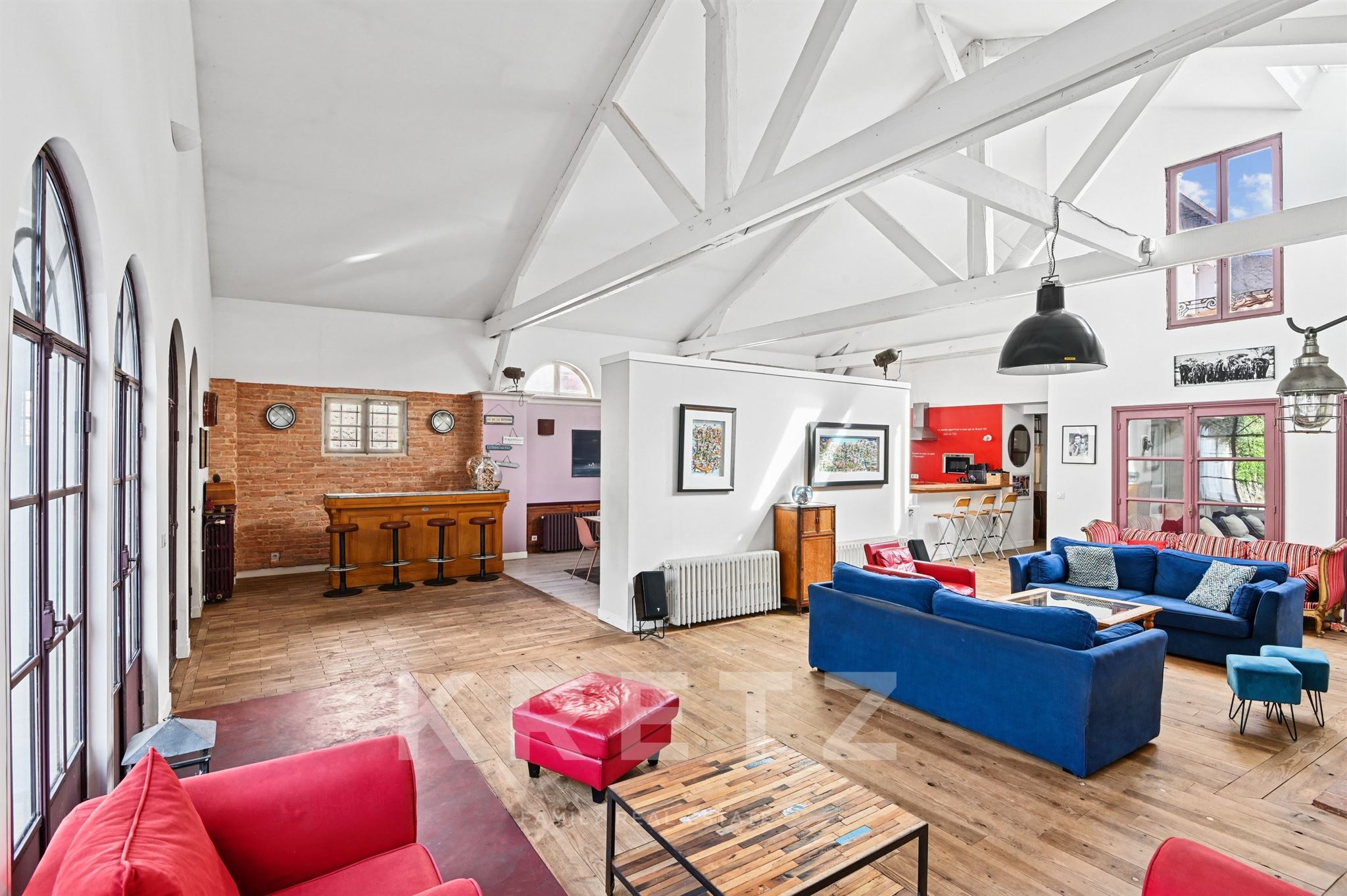 Exceptionally spacious loft with garden