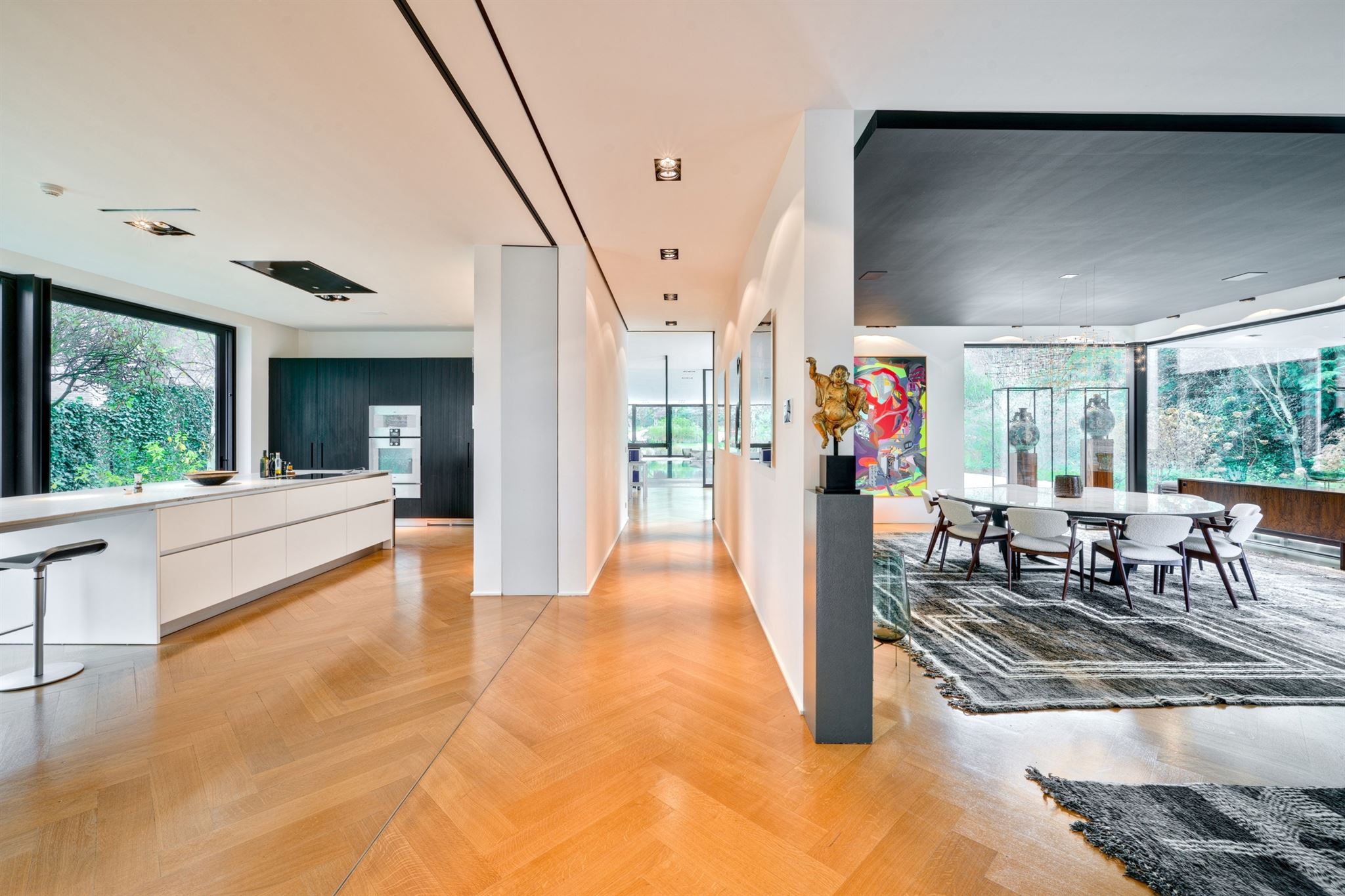 Contemporary Villa – Observatoire District – 750 m²