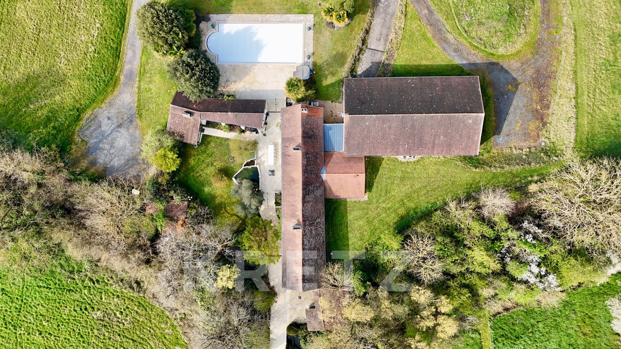 A stunning mill just 5 minutes from Châtellerault
