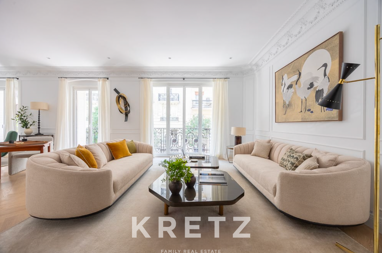 Spectacular apartment in classic building with 119m2 terrace