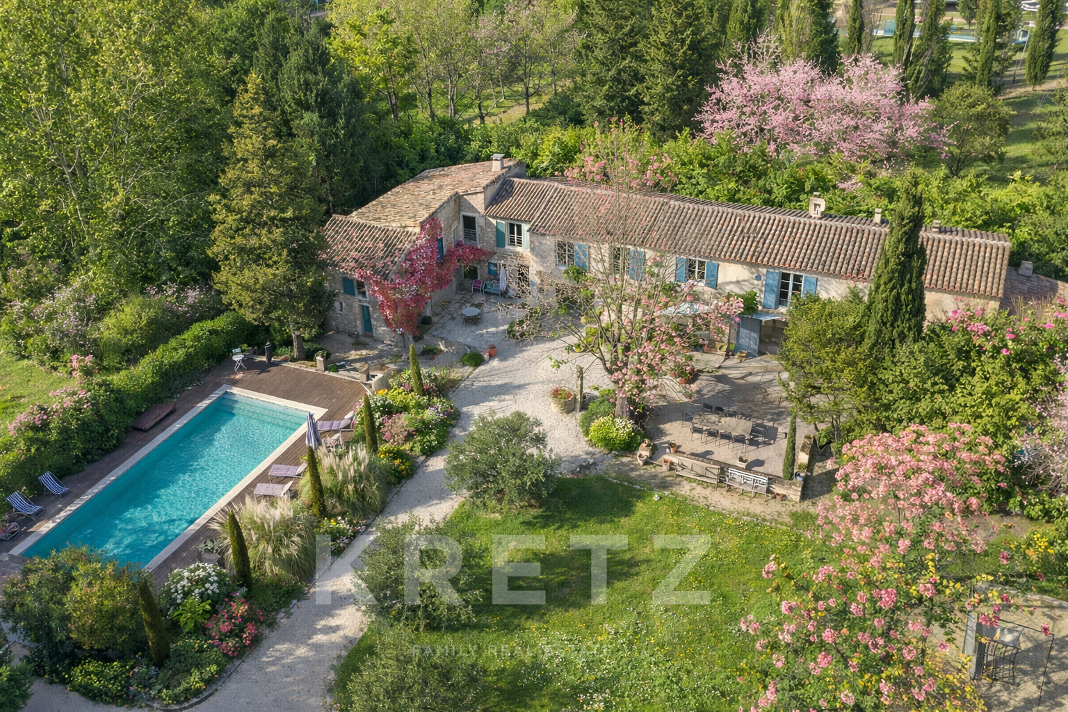 Authentic Provençal Mas with Timeless Charm