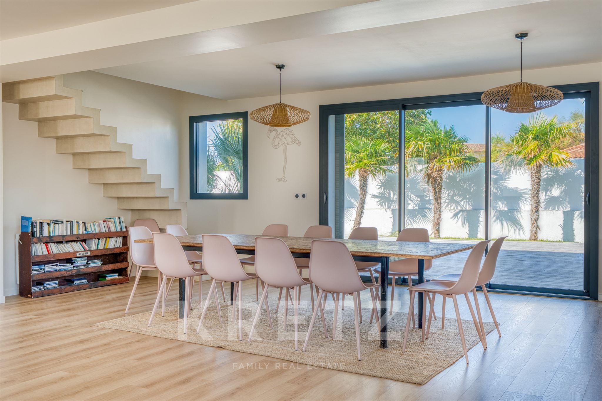 Family Villa with Pool (215 sq m) — Île de Ré, Village-Centre Living, Walk to the Beach