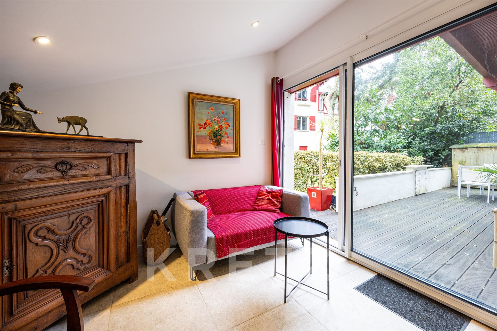 Hossegor town centre, peaceful house just steps from the lake and local shops