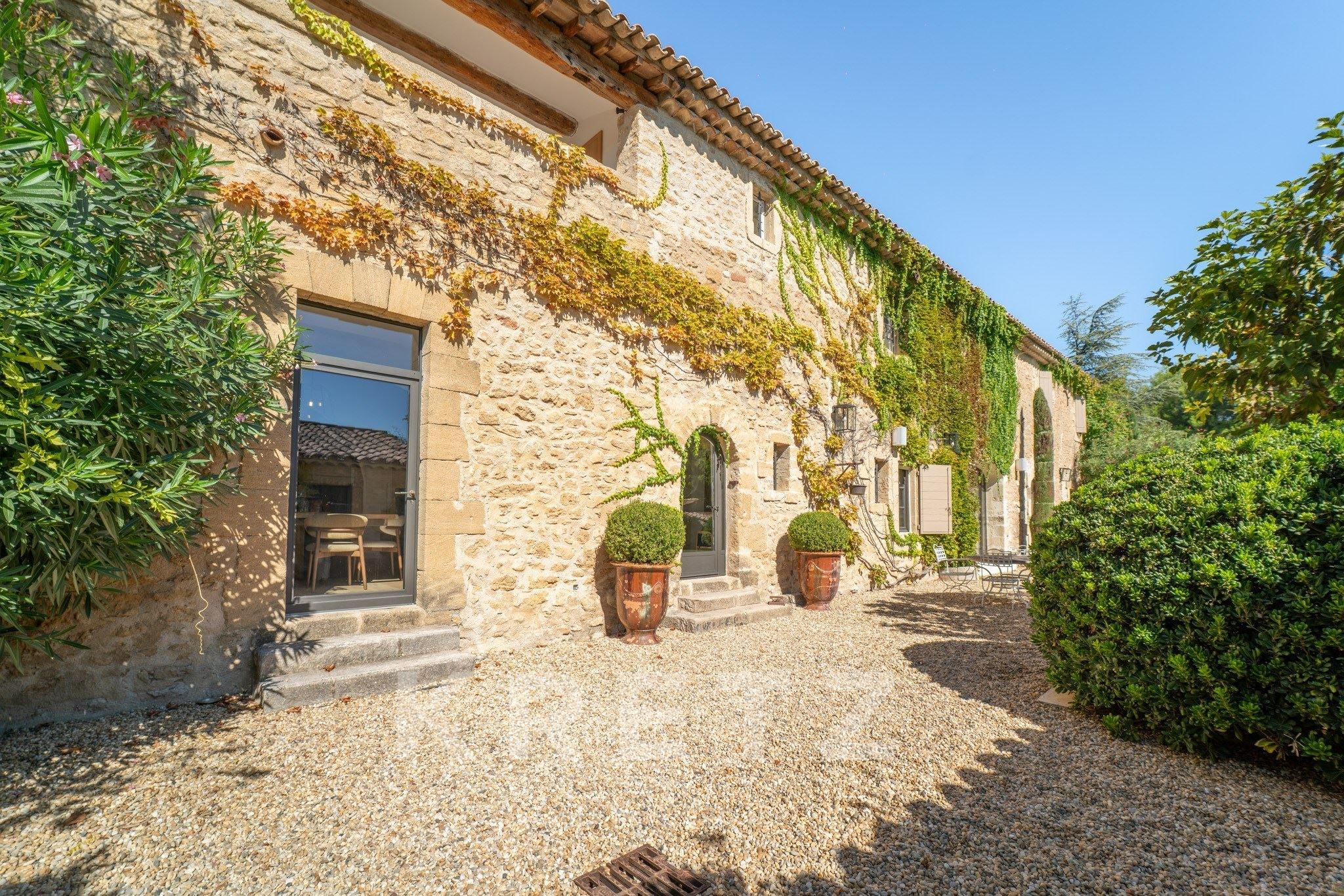 Propriété d’exception proche Lourmarin