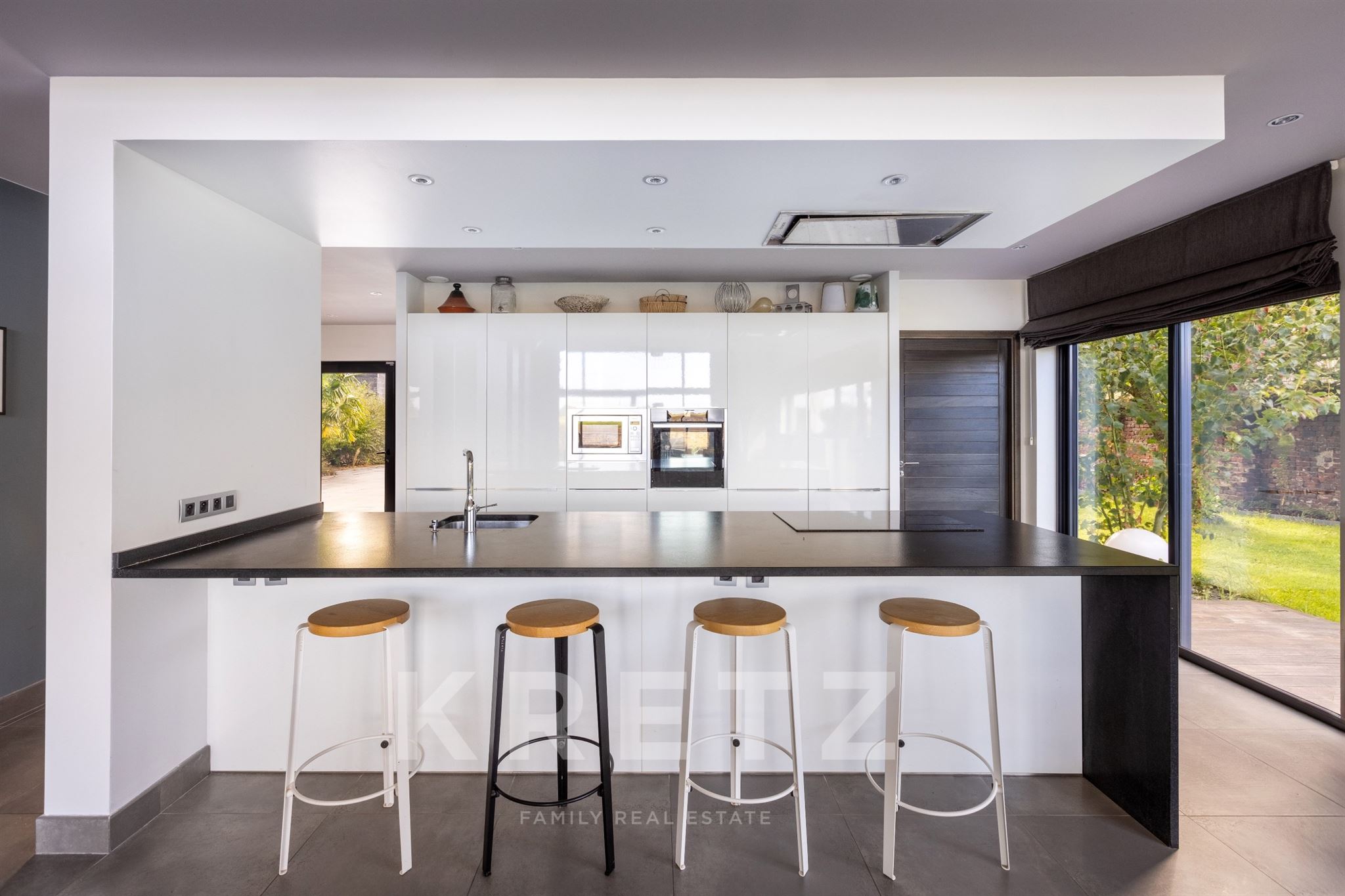 Villa contemporaine avec vue dégagée sur la campagne
