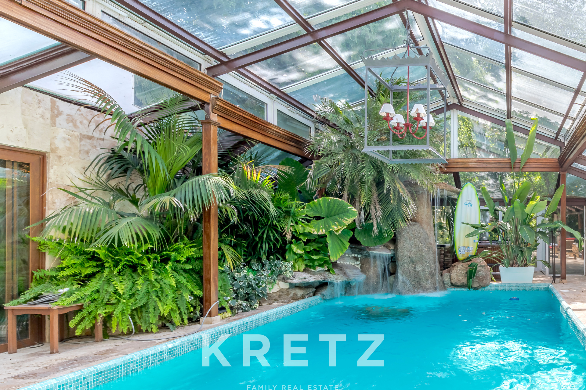 Eco Chalet in Las Rozas with designer garden