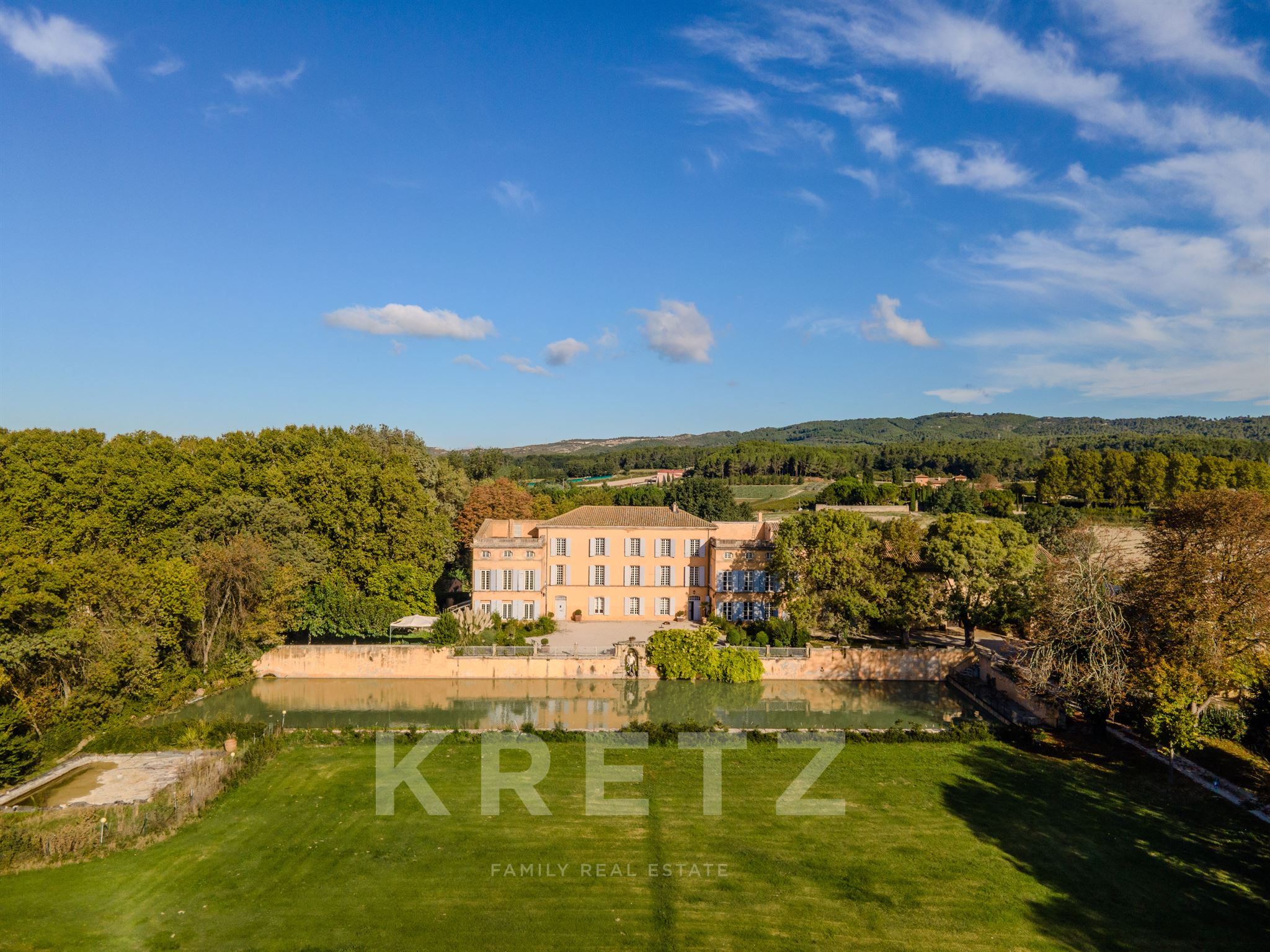 Remarkable 18th-century bastide set in 9.5 hectares of parkland