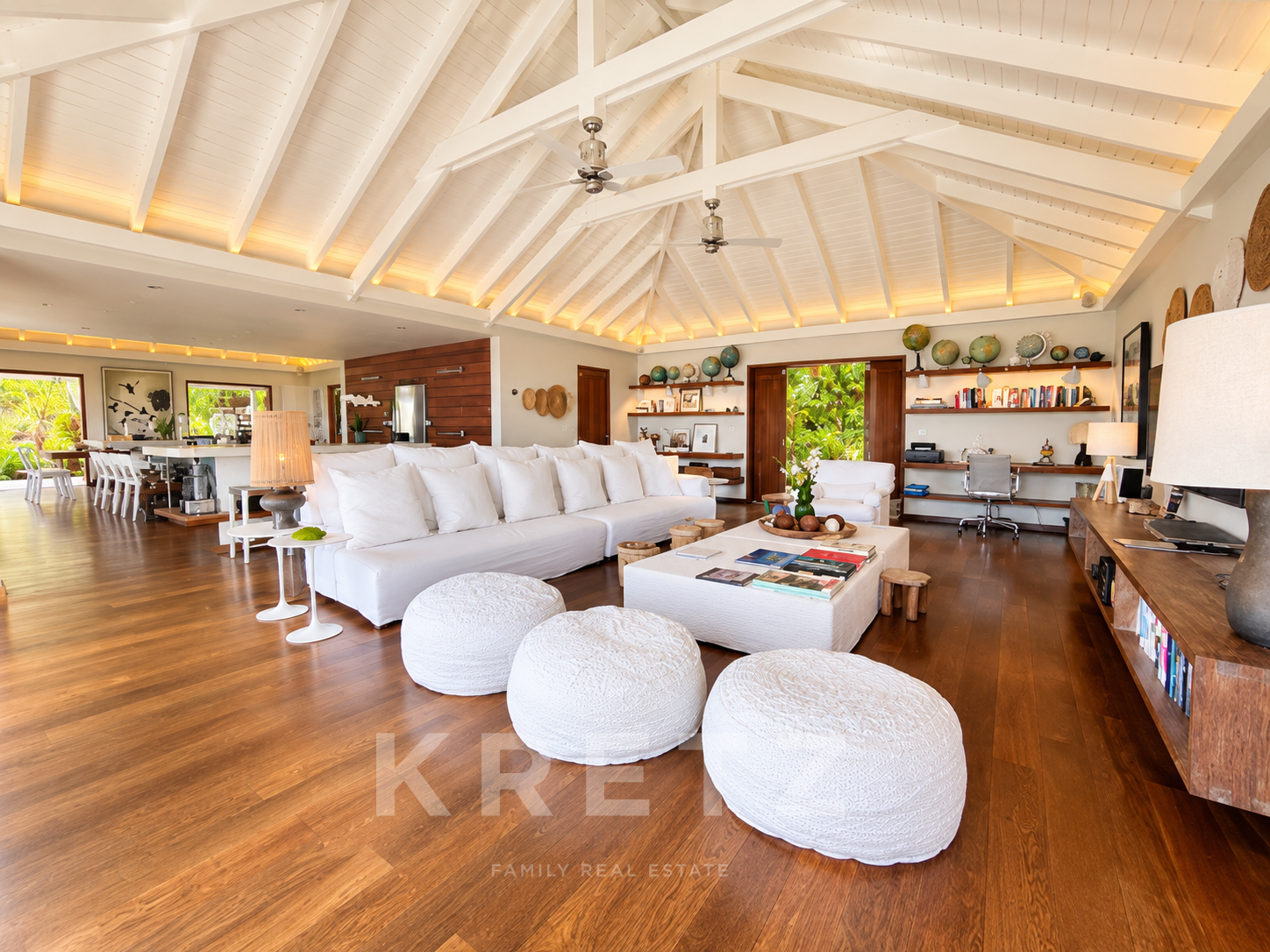 Hillside Villa Overlooking the Grand Cul-de-Sac Lagoon