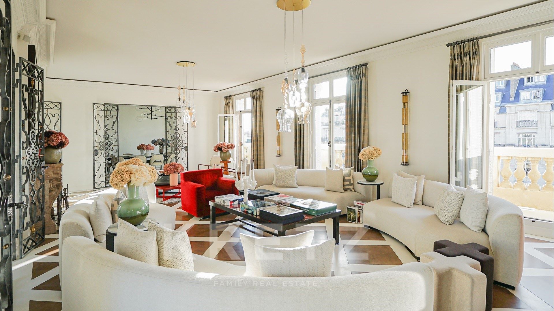 Neuilly-Sur-Seine - Boulevard des Sablons - Proche Bois de Boulogne - Etage élevé - Excellent état -