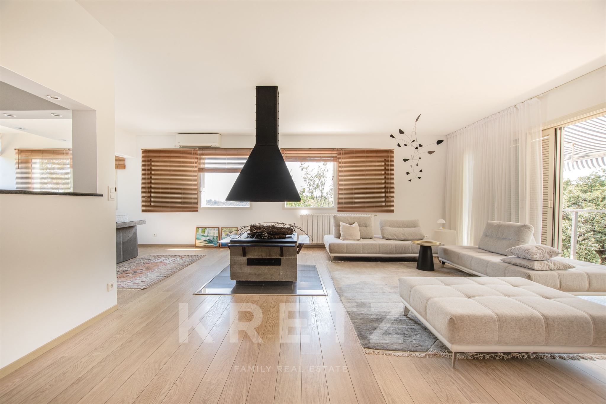 Exceptional Villa – Panoramic Sea and Mountain Views
