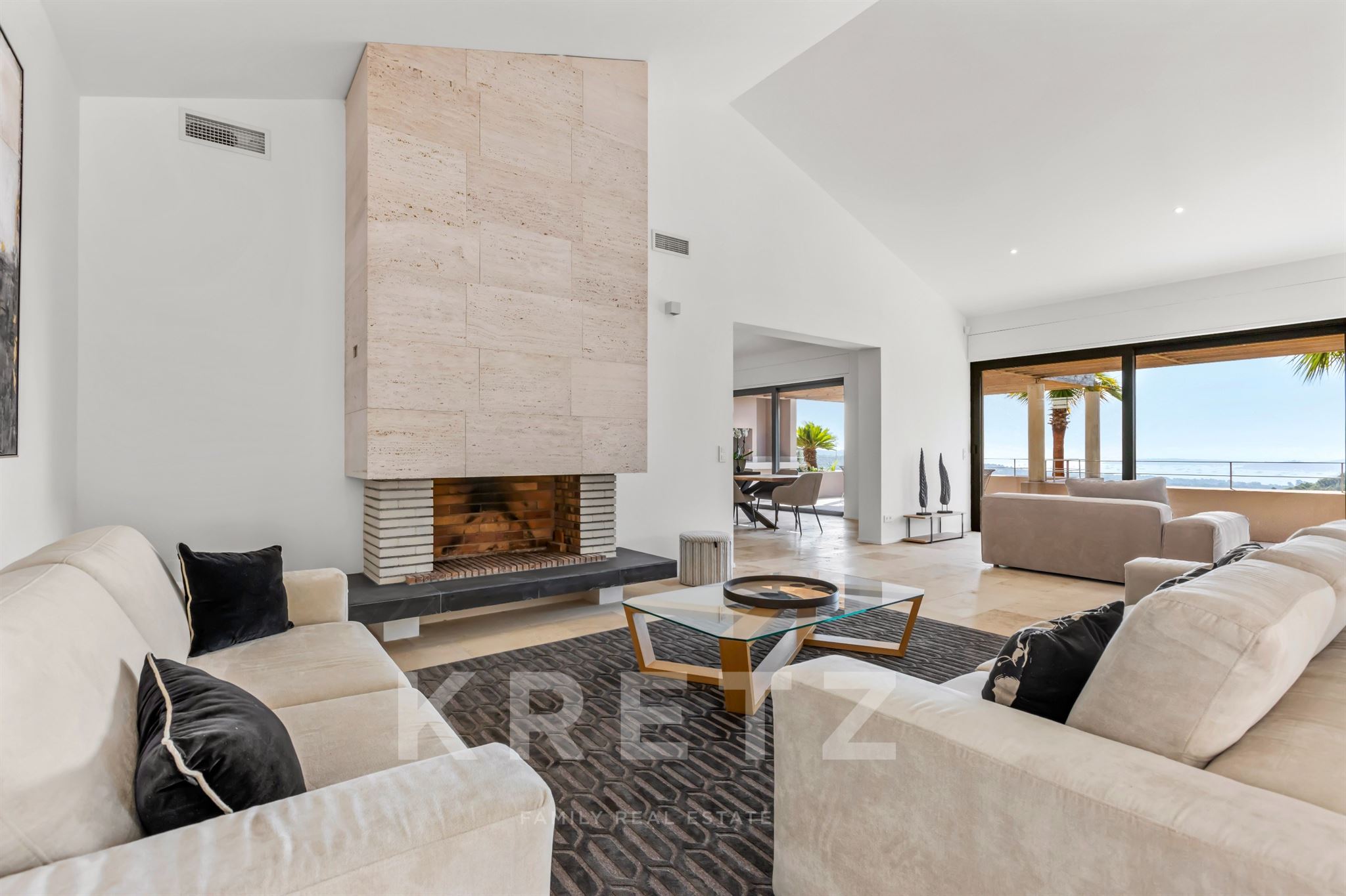 Grimaud – Fully renovated villa with sea view